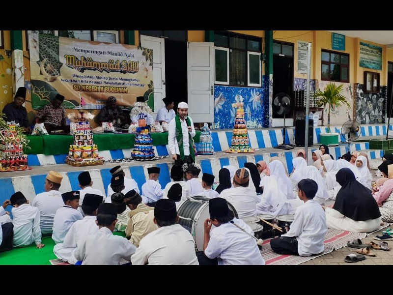 PERINGATAN MAULID NABI MUHAMMAD SAW
